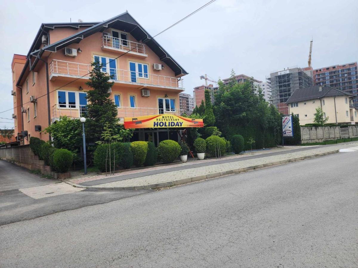 Holiday Ferizaj Exterior foto